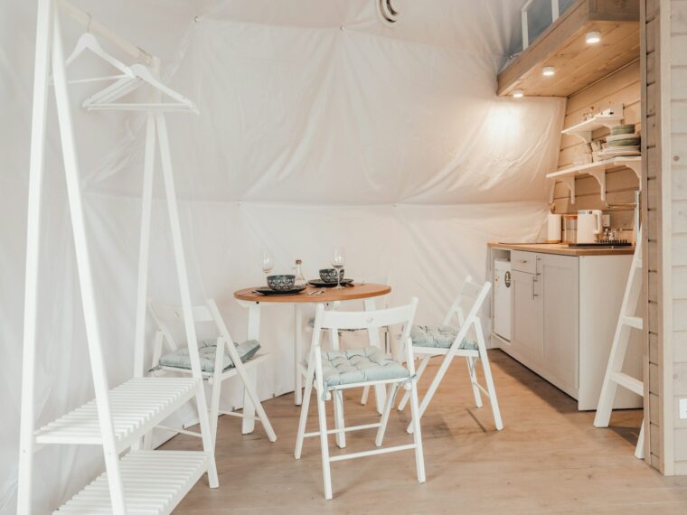 Liten stuga inifrån